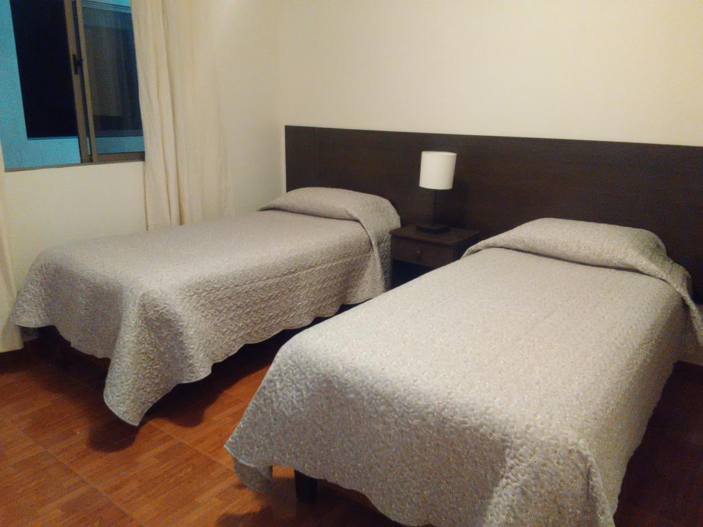Hostal El Loa Calama Esterno foto