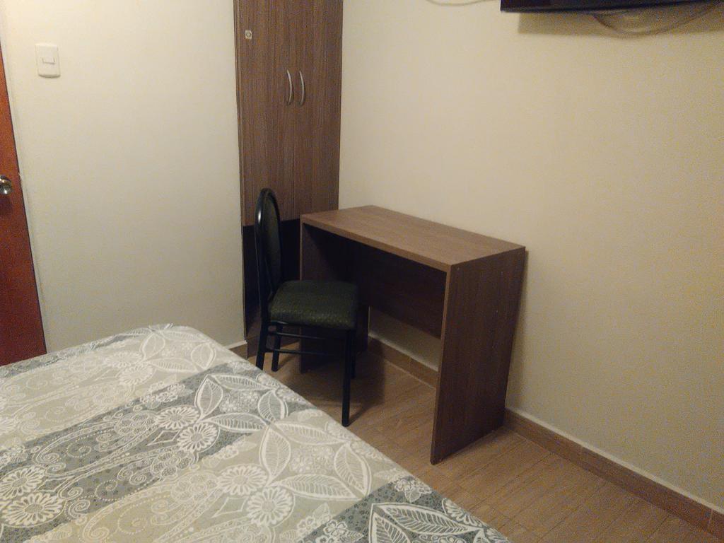 Hostal El Loa Calama Esterno foto