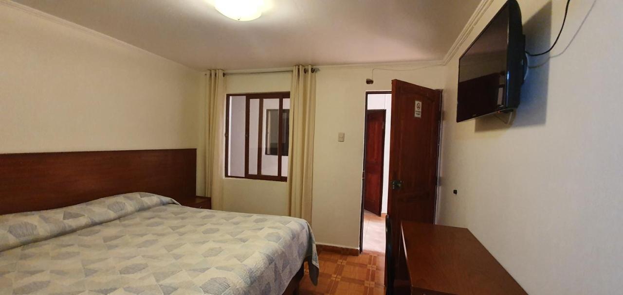 Hostal El Loa Calama Esterno foto