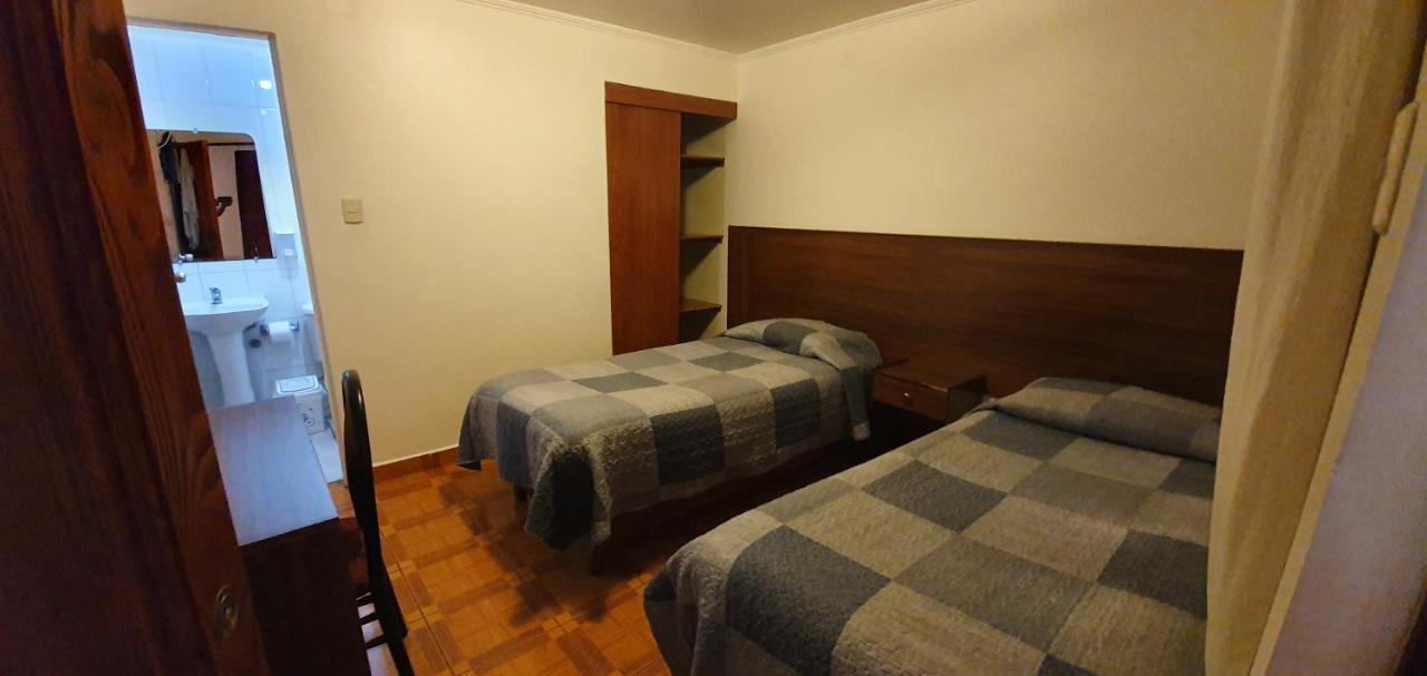 Hostal El Loa Calama Esterno foto