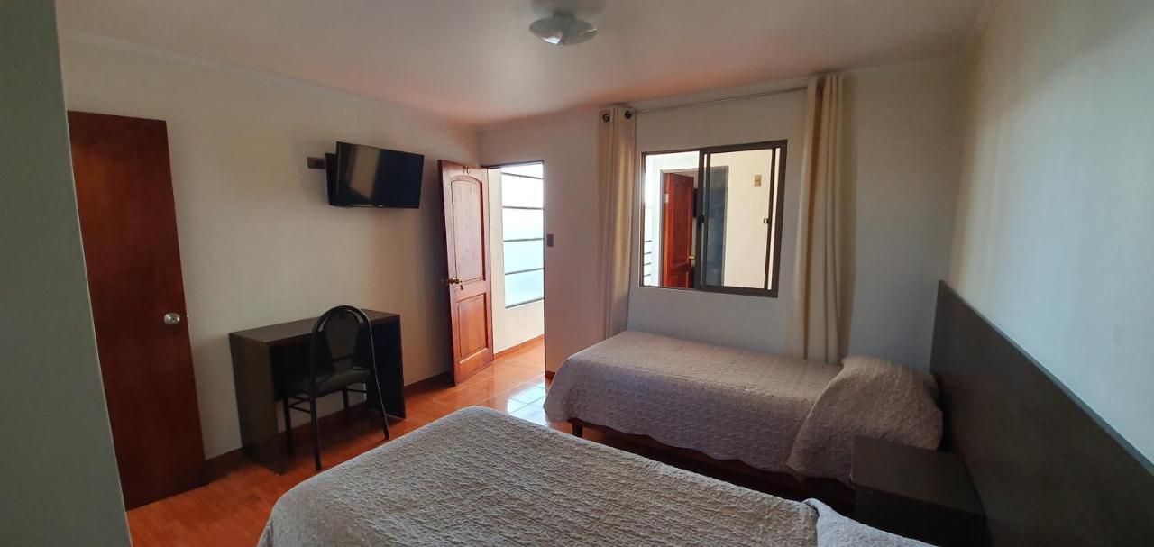 Hostal El Loa Calama Esterno foto