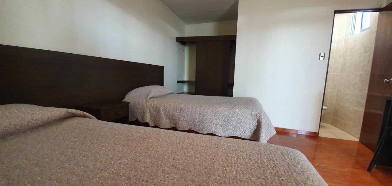 Hostal El Loa Calama Esterno foto