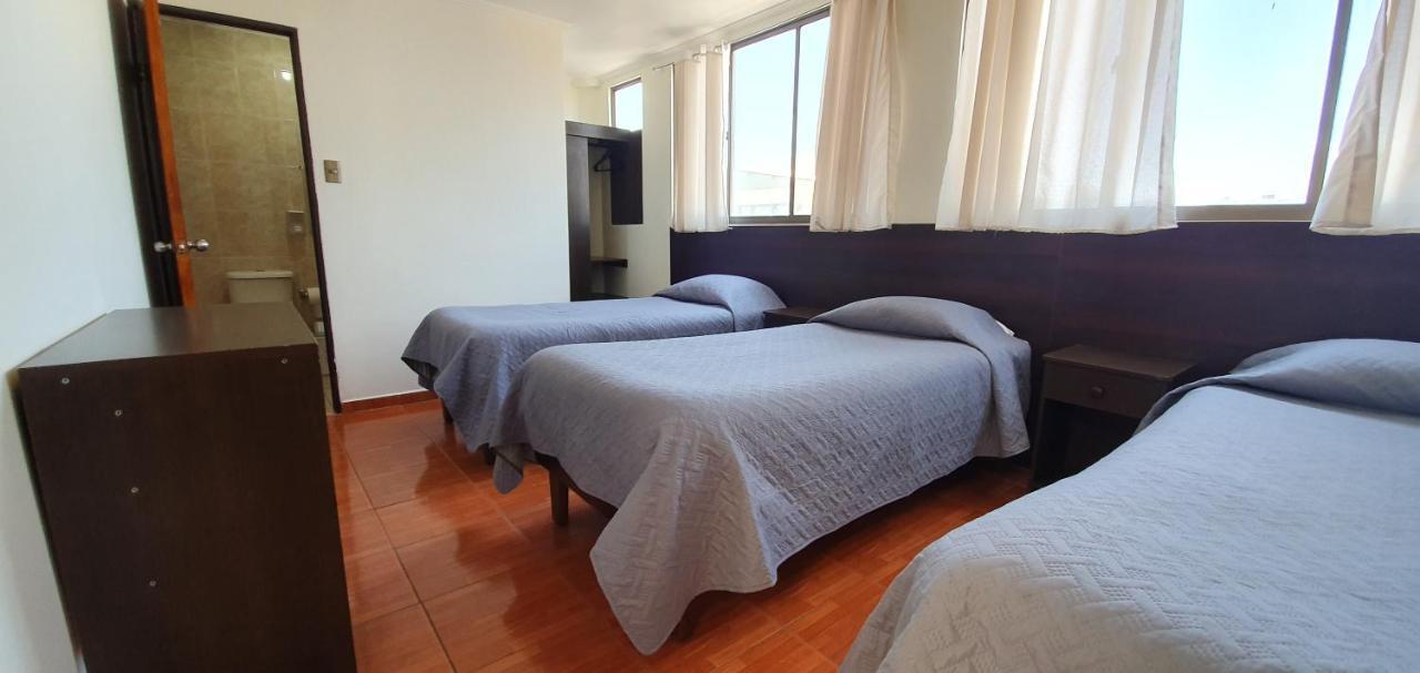 Hostal El Loa Calama Esterno foto