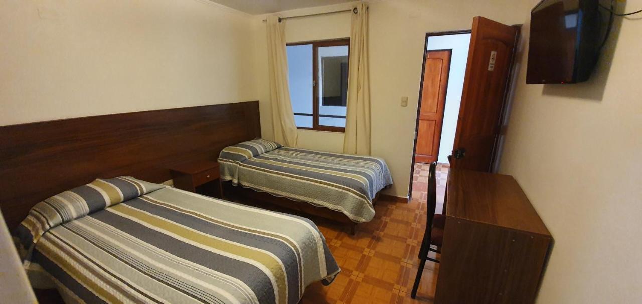 Hostal El Loa Calama Esterno foto